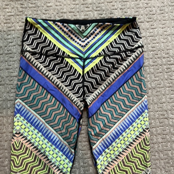 Victoria’s Secret exercise pants - Picture 2 of 2